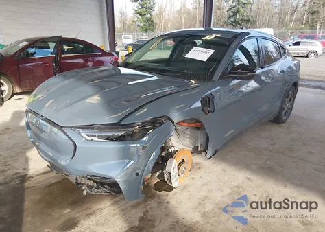 2023 Ford Mustang Mach-E Select z USA, uszkodzony, nr VIN 3FMTK1S54PMB00983